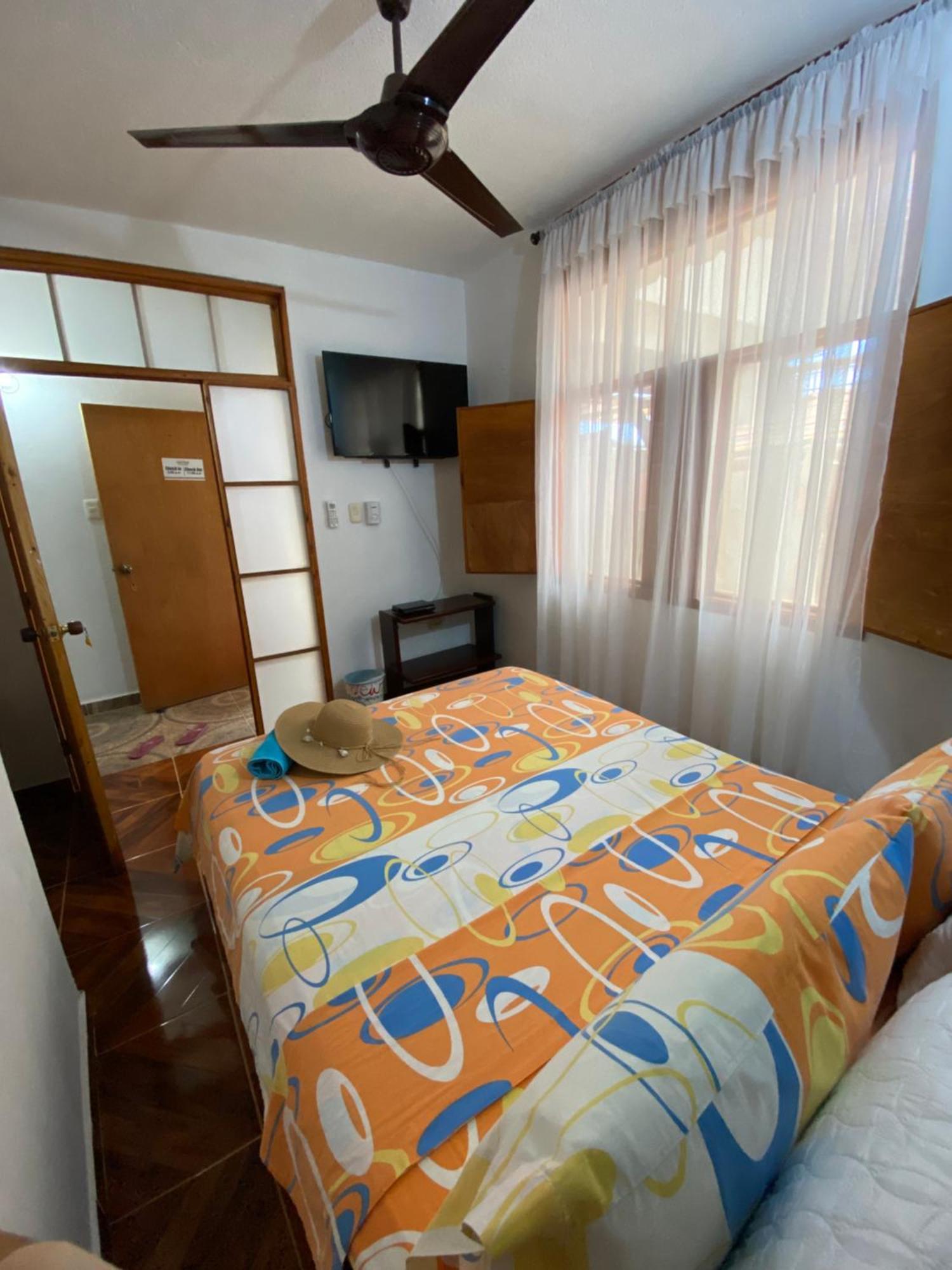 Casa Italia Guest House Taganga Exterior photo
